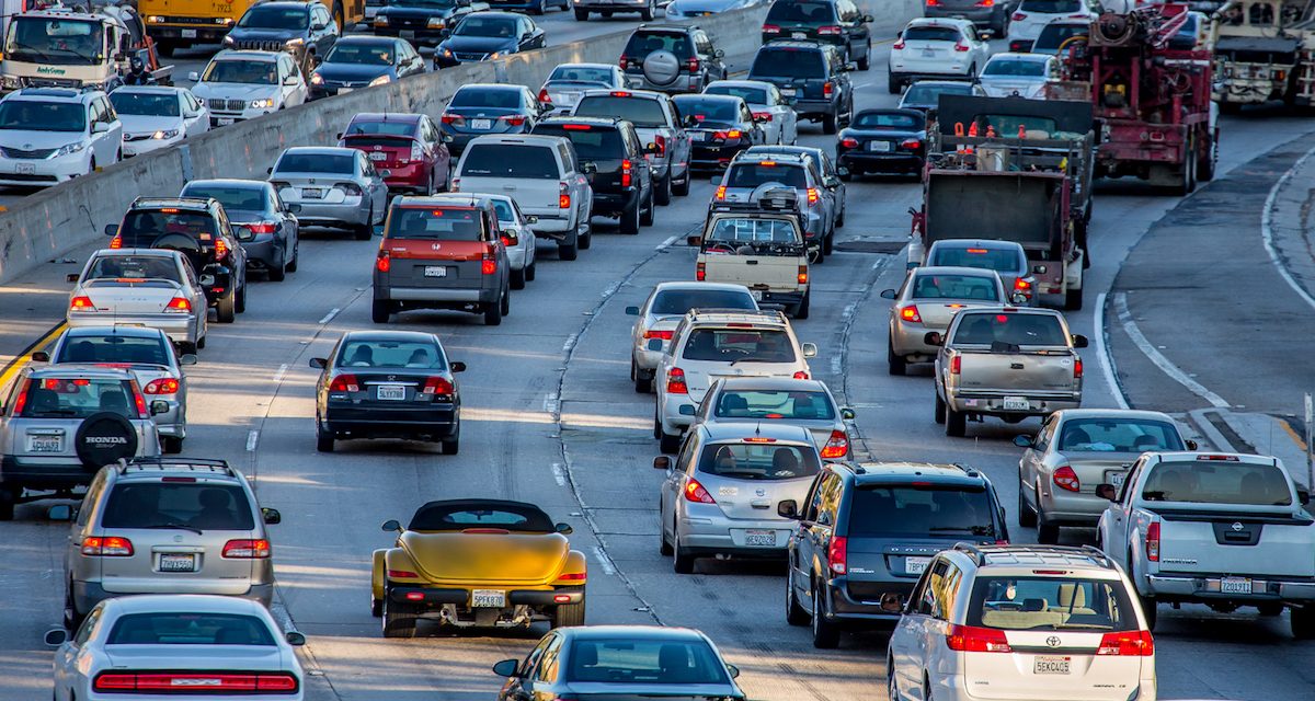 Trafik Sıkışıklığının Sebebi Yaşlı Teyzeler